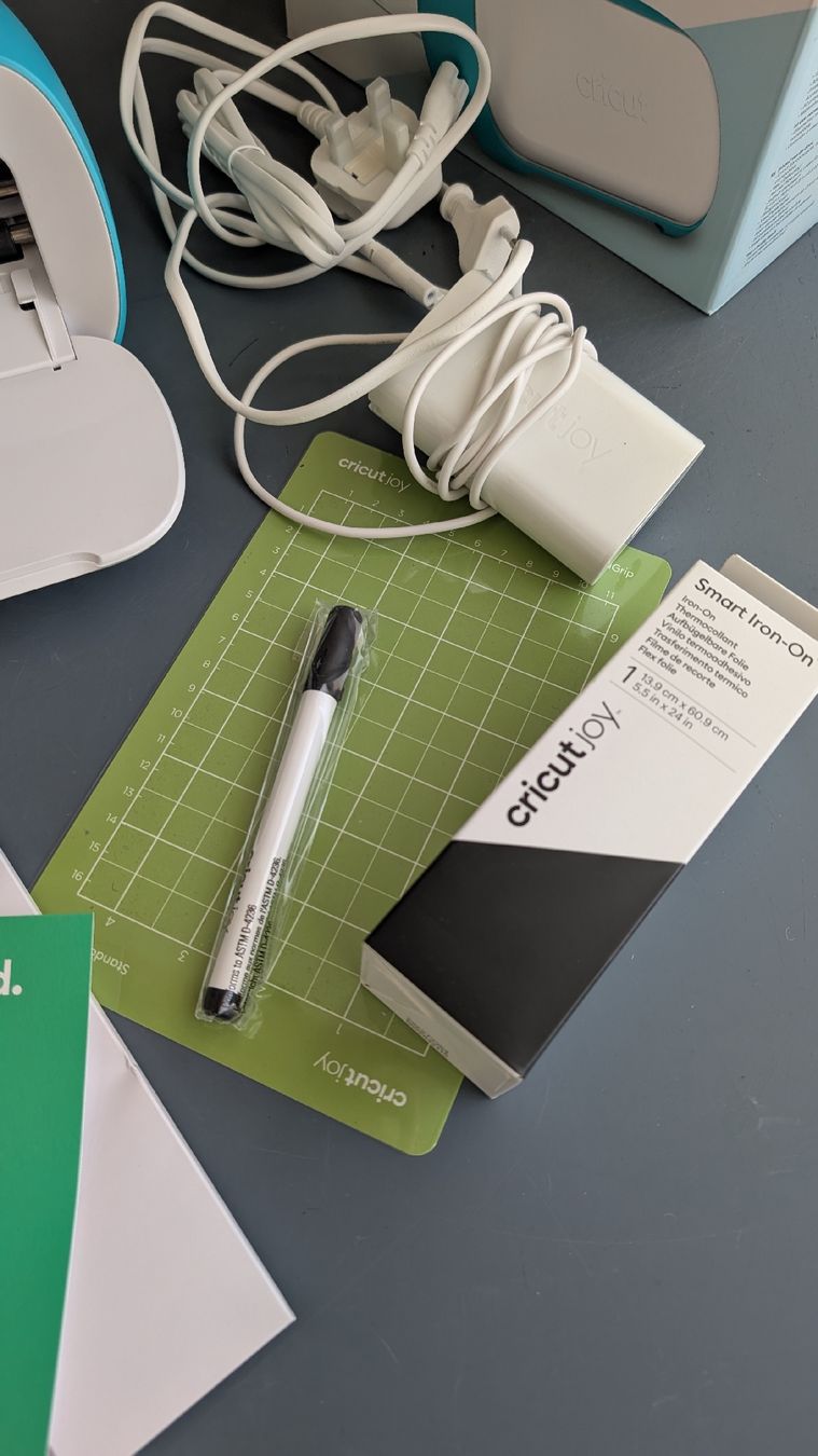 Cricut Drucker: Cricut Joy and iron on vinyl black – Gebraucht aus Zürich von bandi-m 2