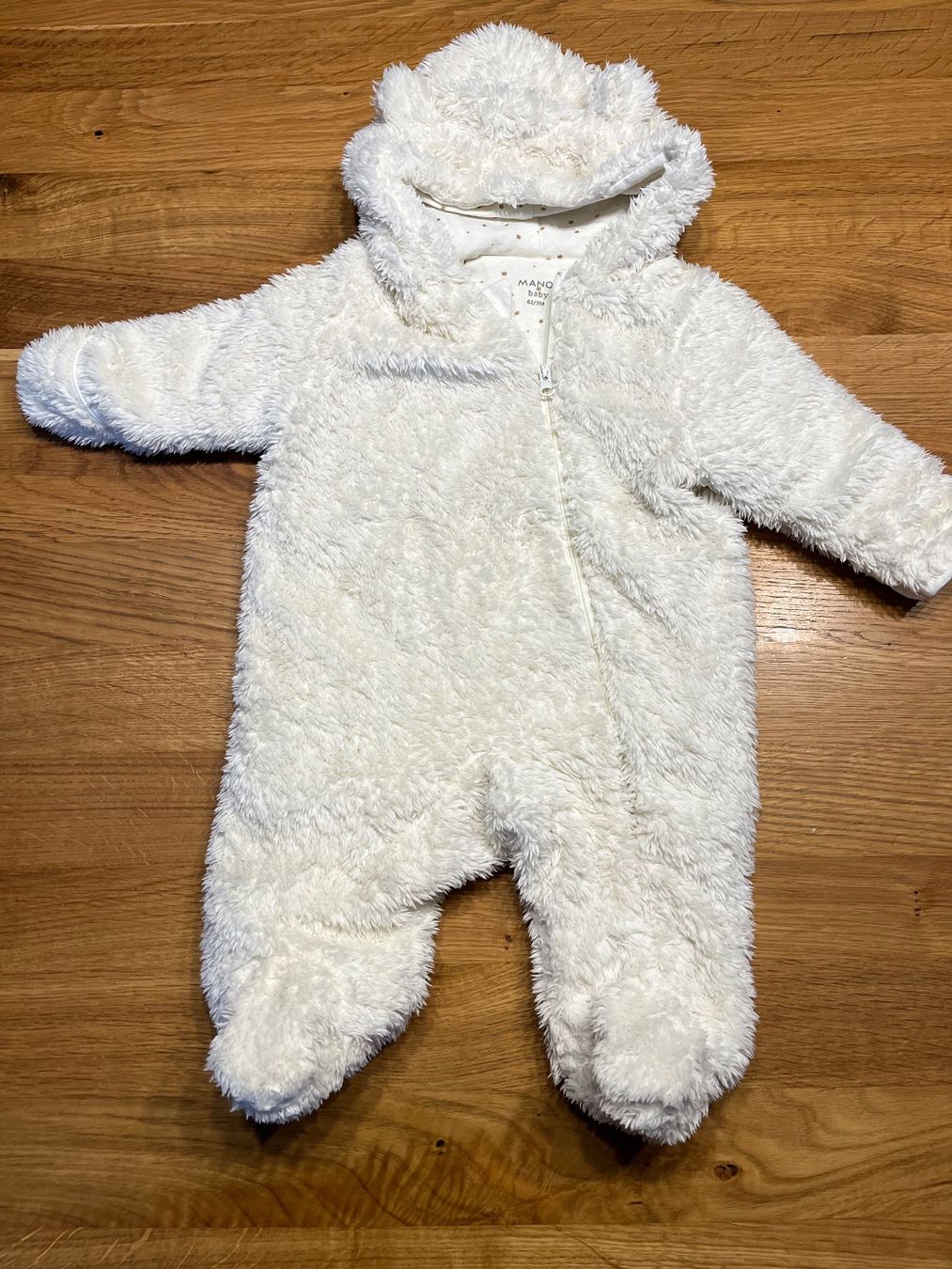 Lotti & Set di vestiti: Combinaison bébé taille 62 ours – Usato da Estavayer-le-Lac venduto da stelina13