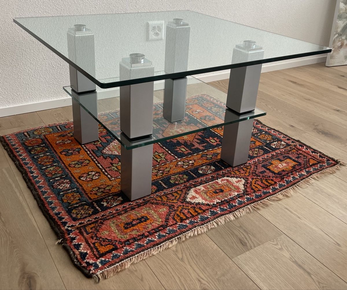 Tische: Sofa Glasecktisch/Salontisch – Gebraucht aus Widen von ror_v76x