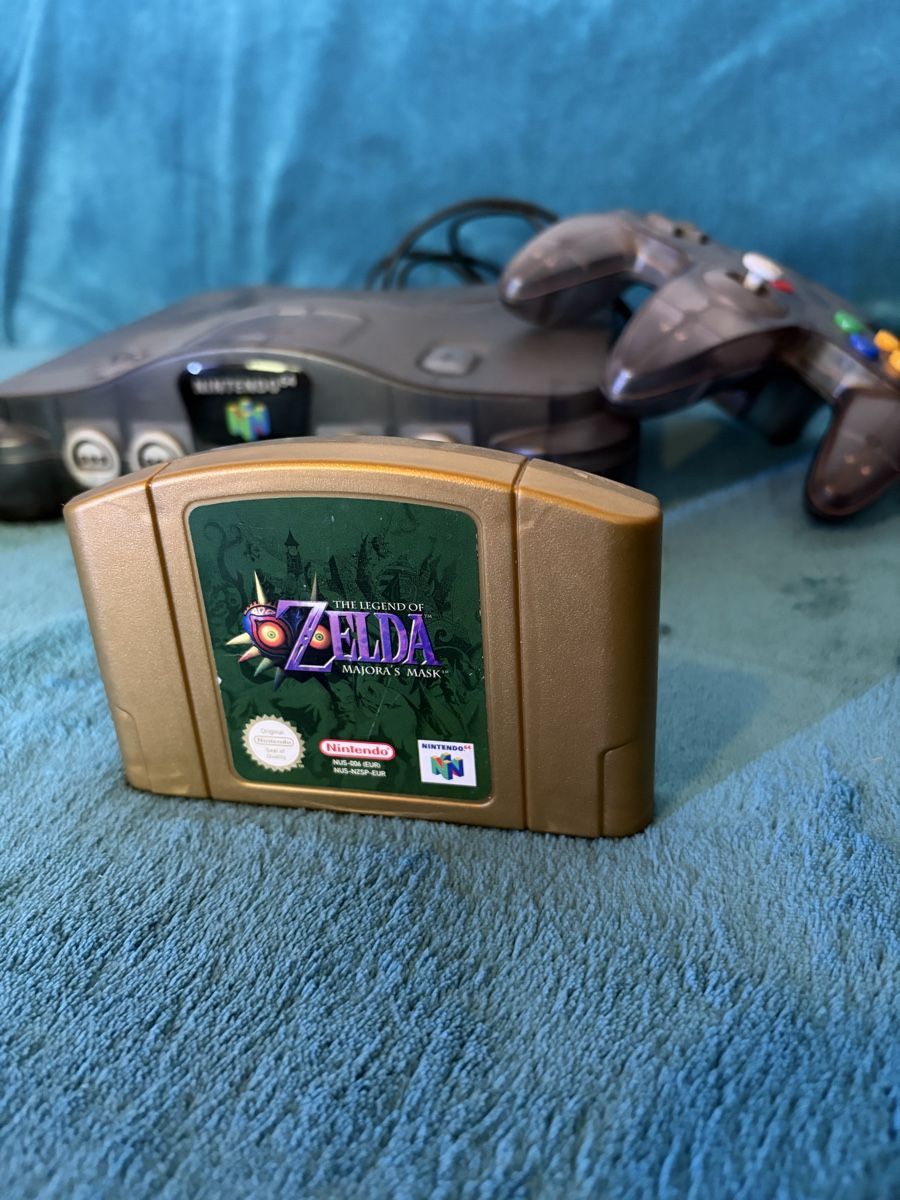 Nintendo Giochi: 2 jeux Zelda Nintendo 64 – Usato da Vuadens venduto da vin_p8k5
