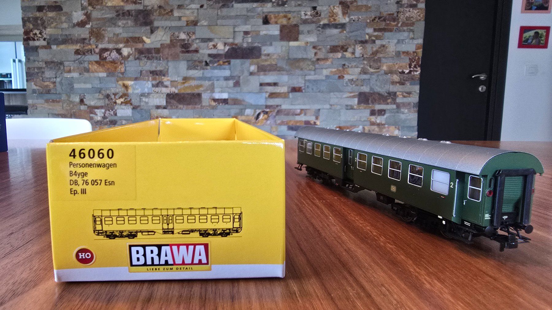 Brawa Modelleisenbahnen: LOT DE 4 WAGONS - BRAWA – Neu und originalverpackt aus Collonge-Bellerive von Tokyo2020 2