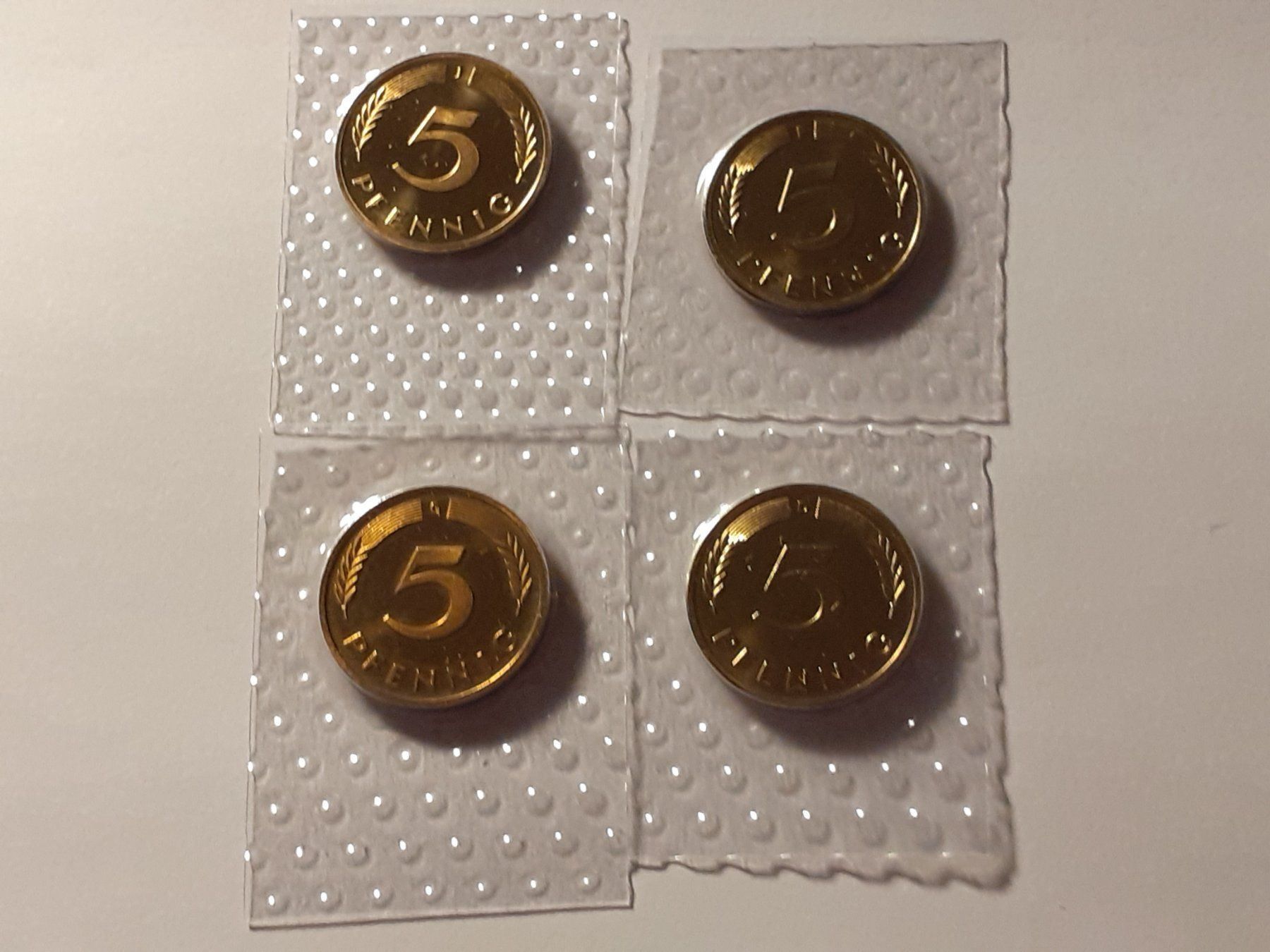 Tutti le monete: 4x 5 Pfennig 1982 Stgl – Nuovo (secondo la descrizione) da Pravidondaz venduto da LVtik