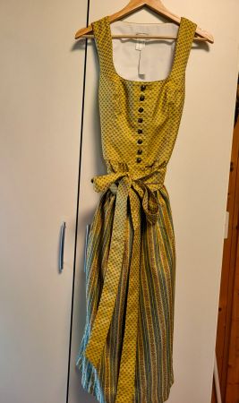 Elegantes Dirndl aus Österreich neu / zum 1/2 Preis