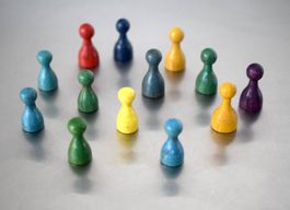 Antike Spielfiguren Kegel Töggeli Töggel Lot Konvolut