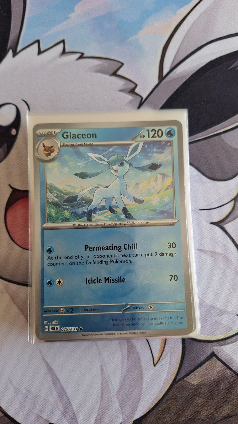 Pokémon Carte collezionabili: Glaceon Pokeball Holo - Prismatic Evolution – Usato da Altstätten SG venduto da GGsGameshop