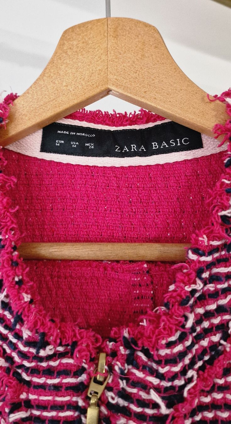 Zara Giacche: Elegante Zara Basic Jacke, Grösse M, Pink Tweed Look – Usato da Affeltrangen venduto da Szafaoli 2