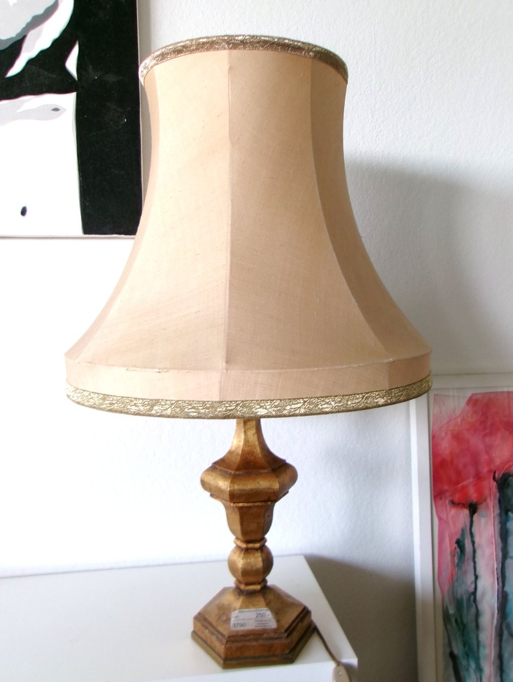 Lampade: Zwei grosse Tischlampen Hotel Schweizerhof Bern – Difettoso da Solothurn venduto da Rangoo