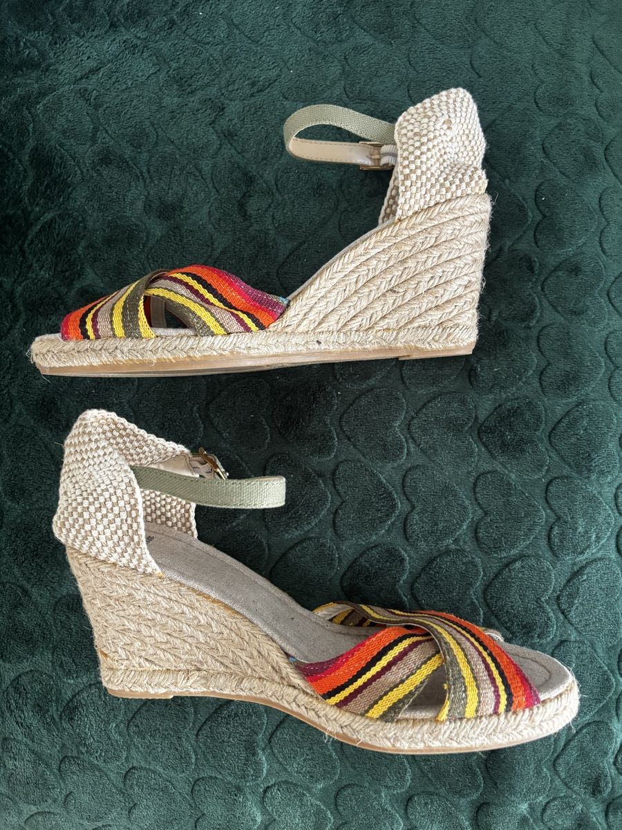 Scarpe da donna: Bata Wedge Sandals Multicoloured Size 39 Good Condition – Usato da Zürich venduto da cla_v6hx 3