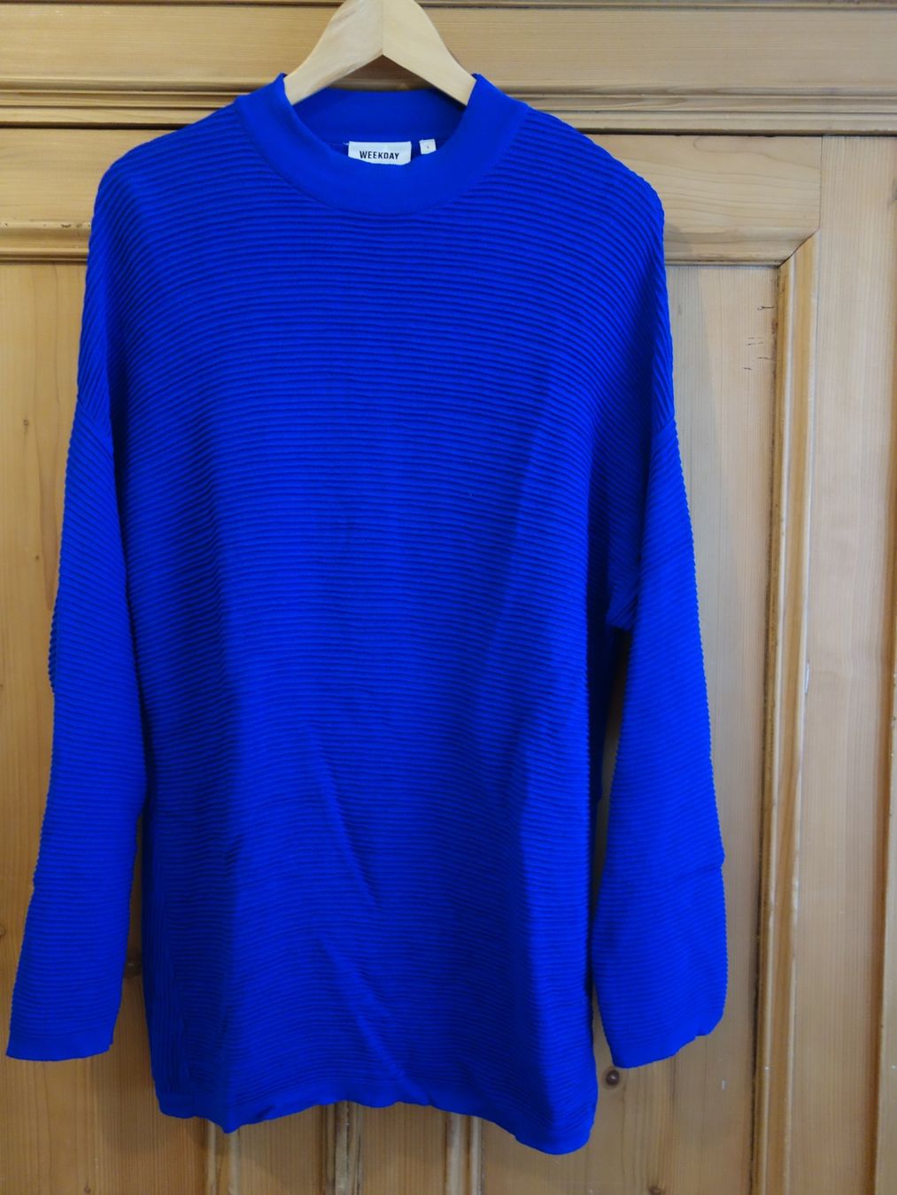 Weekday Pullover & Sweatshirts: Pulli – Gebraucht aus Zürich von srrrah