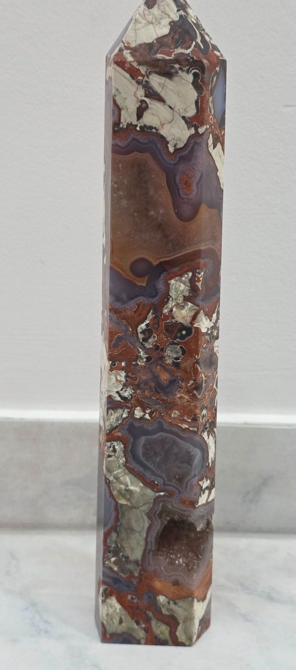 Minerali & Pietre curative: Money Achat Obelisk 775g – Nuovo e nell'imballaggio originale da Matzingen venduto da Shay_Crystalz
