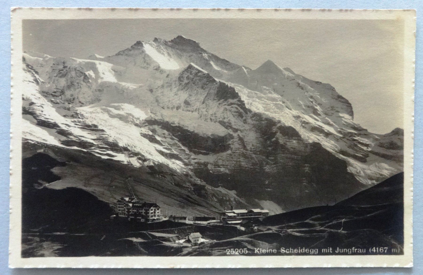 Cartoline postali: Kleine Scheidegg mit Jungfrau – Usato da Fétigny venduto da Billy2miny