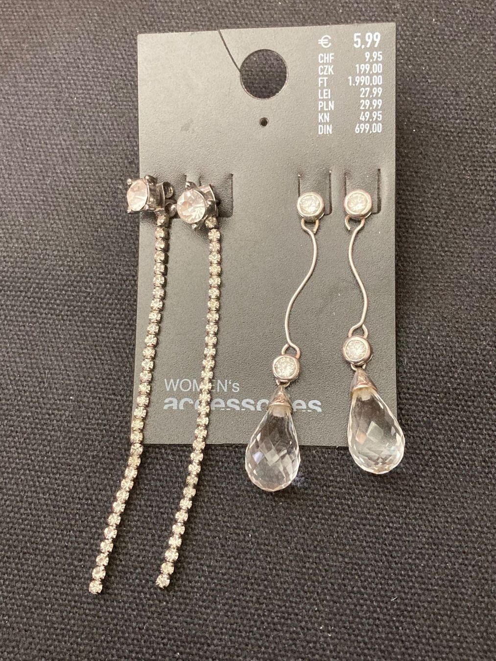 Orecchini pendenti & Orecchini a lobo: 4 Ohrhänger dh. 2+2 Modeschmuck – Nuovo (secondo la descrizione) da Frauenfeld venduto da Koffer12