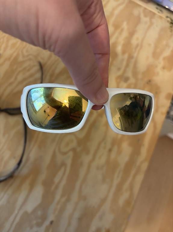 Oakley Occhiali & Lenti: 2 Okley und 1 Puma Sonnenbrille – Usato da Winterthur venduto da bungy192 4