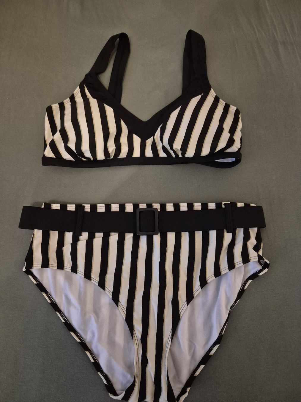 Costumi da bagno & Bikini: Bikini 44 D – Usato da Würenlingen venduto da kuh33