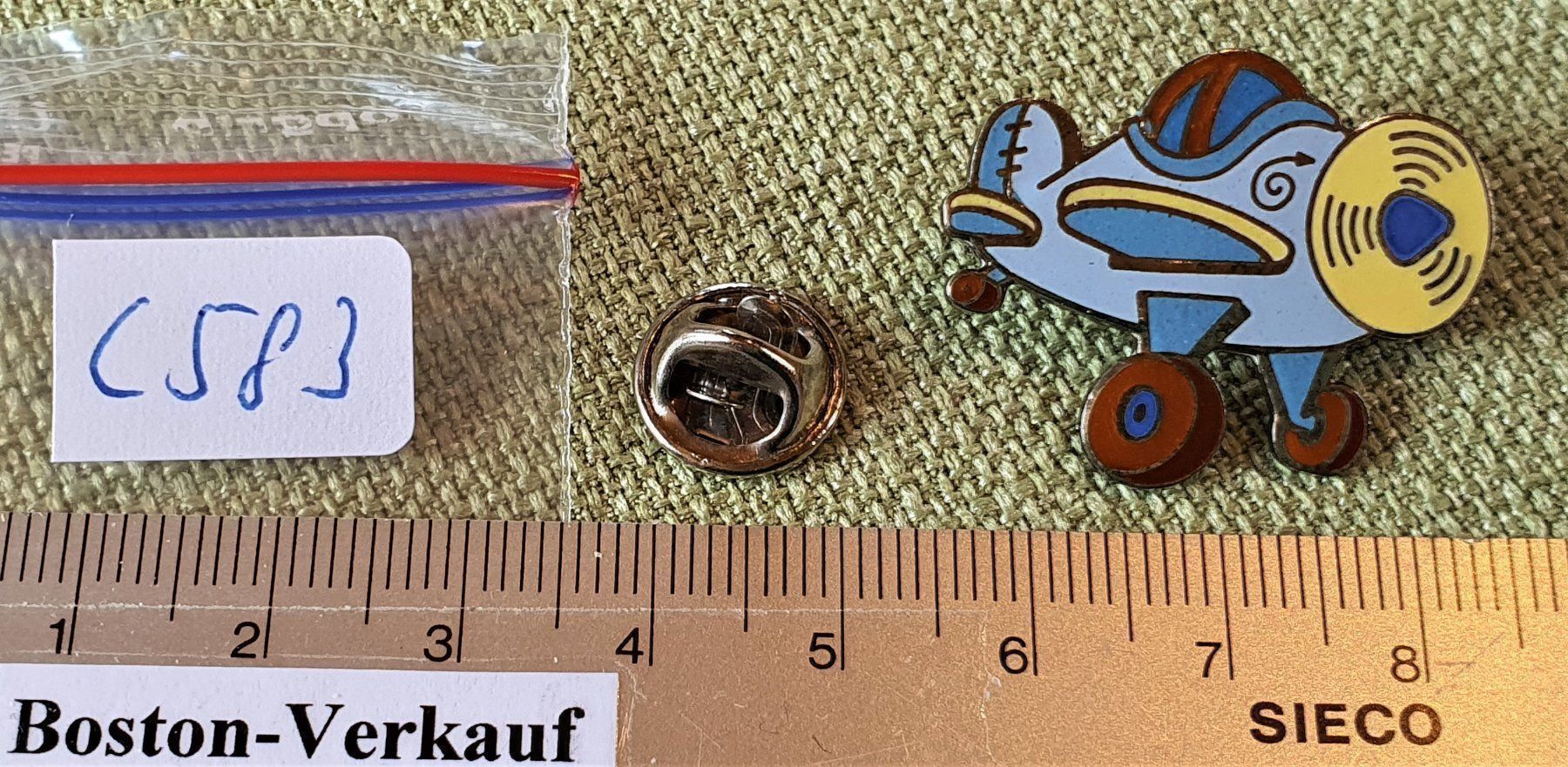 Placchette & Badge: C583 - Pin Flugzeug Sammelfiber Pass 573 – Usato da Reinach BL venduto da Boston-Verkauf 3