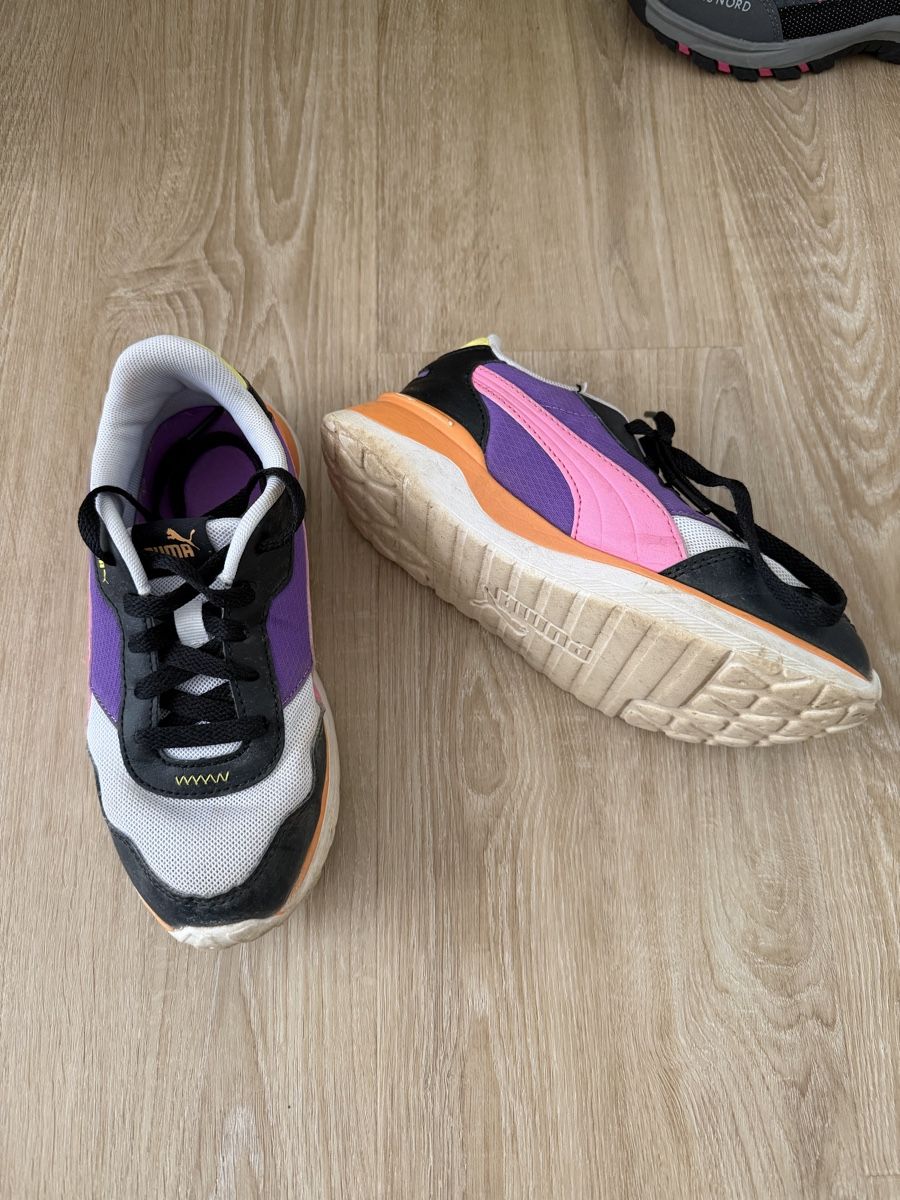 Puma Schuhe für Mädchen: Sport Schuhe Puma Grosse 34.5 – Gebraucht aus Bülach von mitsuhashi 1