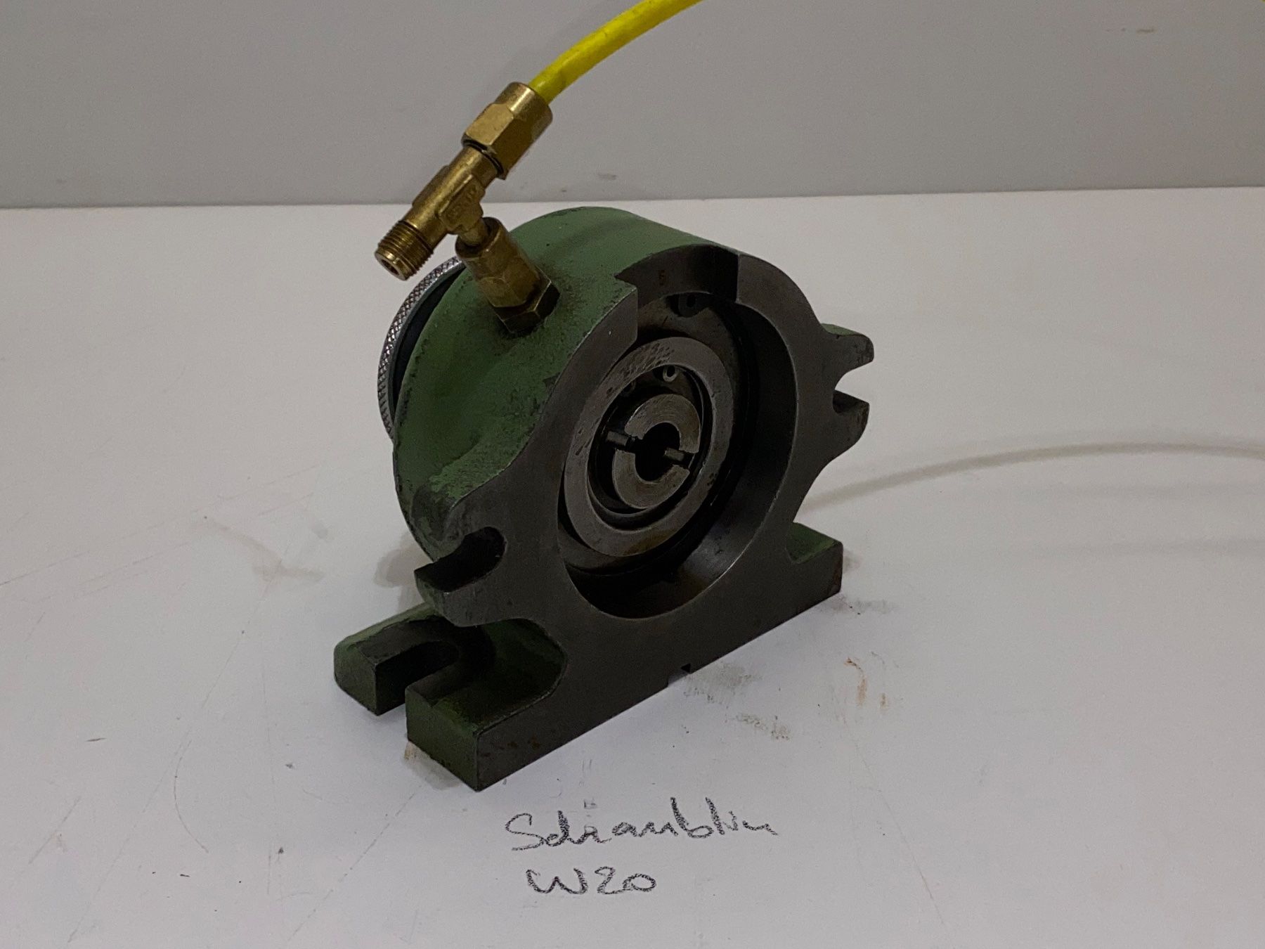 Schaublin Tutti gli attrezzi: Pneumatisches Spannzangenfutter Schaublin W20 – Usato da Boswil venduto da ABLagerBoswil 4