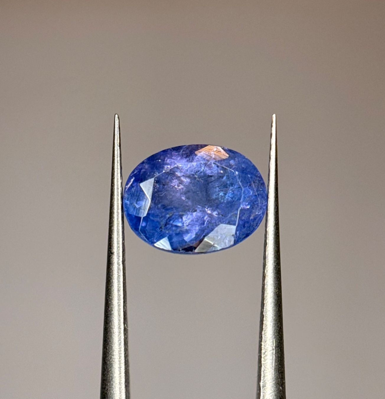 Edelsteine: Ab 1 Fr. - 2.27 ct natürlicher Tansanit – Neu (gemäss Beschreibung) aus Mauren von LieGems