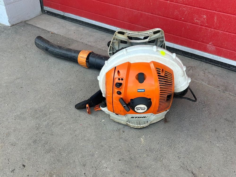 Laubbläser Stihl BR 700 (Gebraucht) in Grüningen für CHF 391 – nur ...