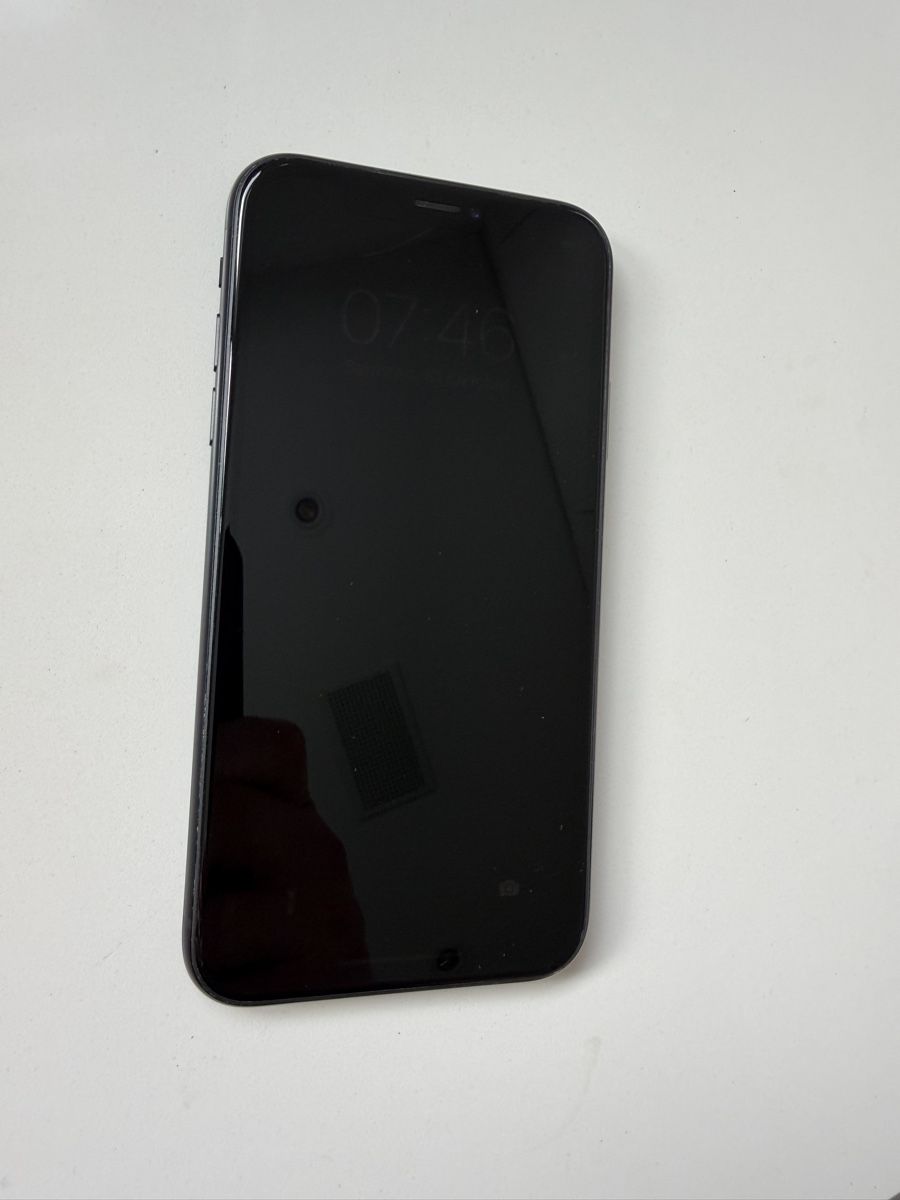 Apple Telefoni cellulari / Smartphones: Apple iPhone XR 64GB schwarz – Usato da Guntershausen venduto da Scuderia01 1