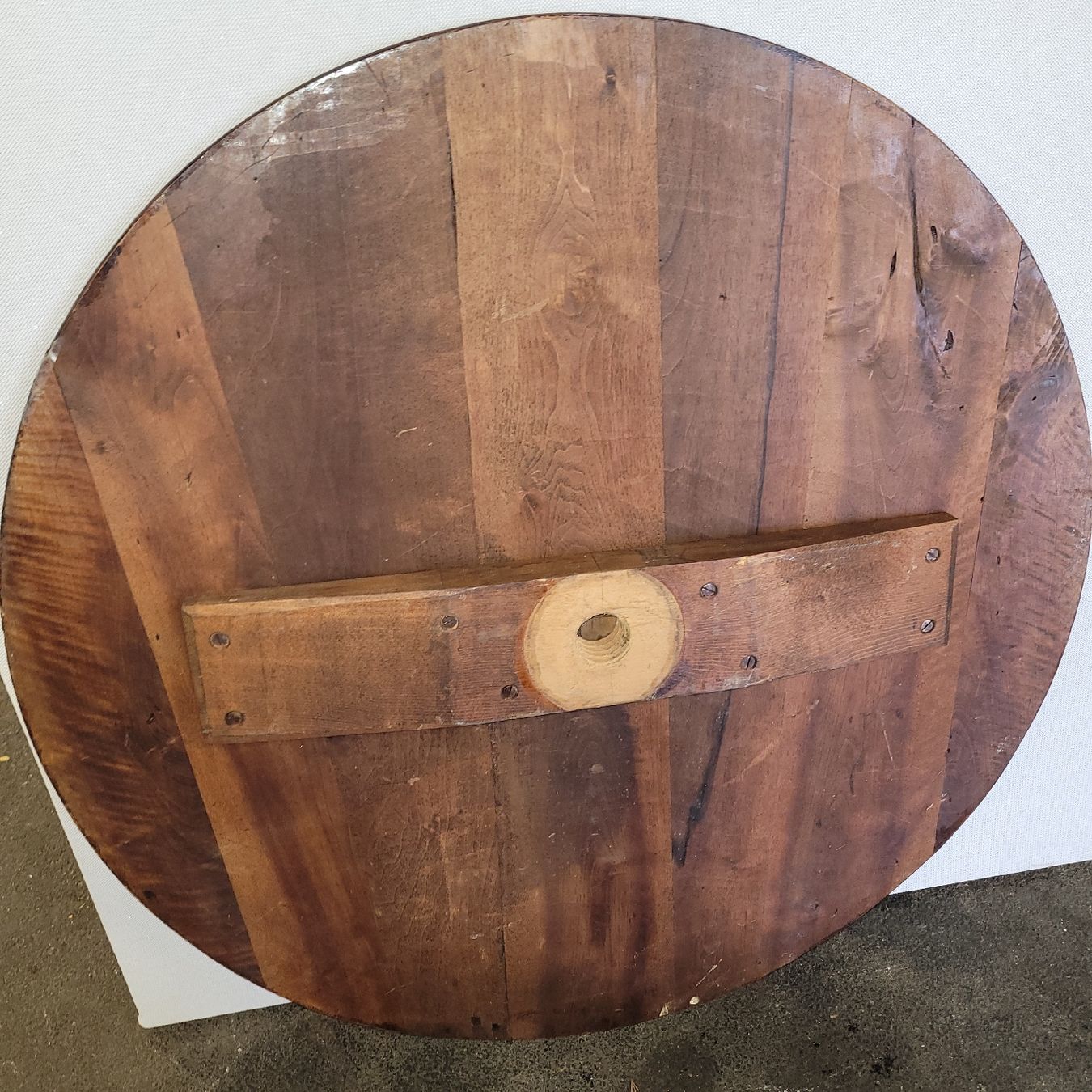 Tavoli: antiker runder tisch nussbaum – Usato da Reichenburg venduto da AK_78 5