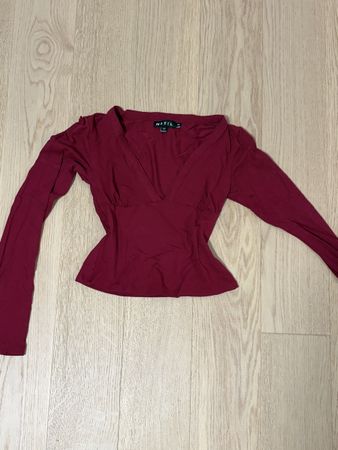 Motel Rocks longsleeve in marroon 