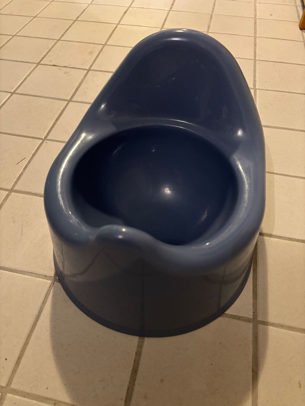 Rotho WC: Töpfchen, klein – Gebraucht aus Biel/Bienne von Salatfrucht