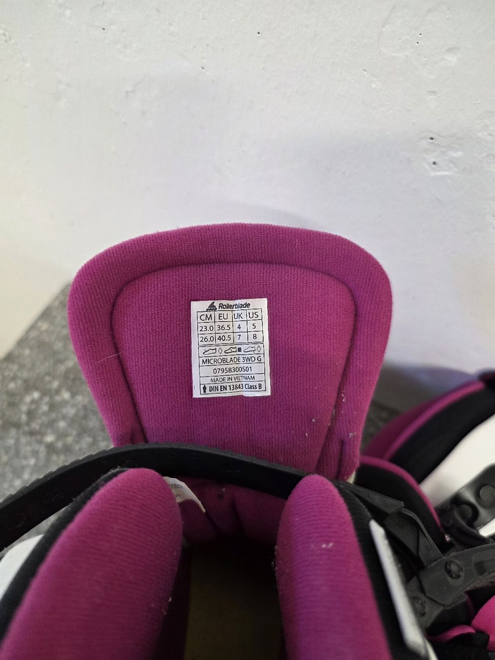 Pattini in linea & Pattini a rotelle: Pattini a rotelle Rollerblade usati, colore rosa  – Usato da Winterthur venduto da jolicarlo 5