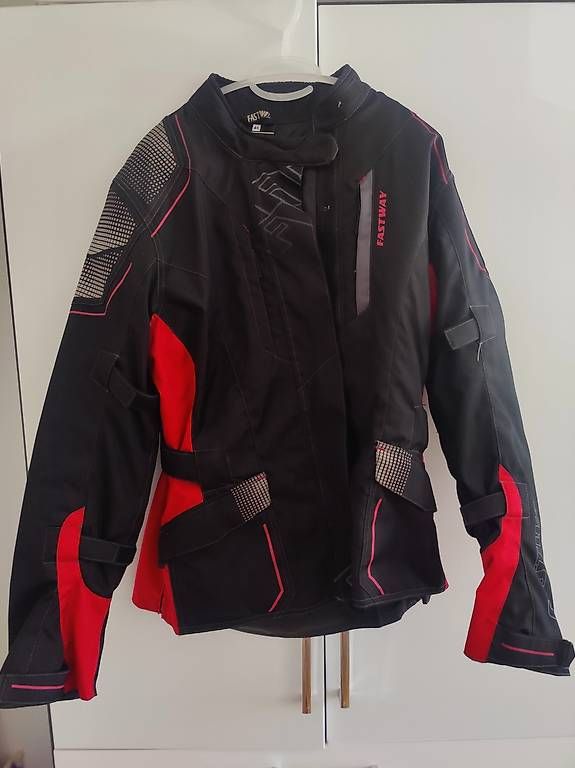 Giacche: Motorrad Jacke Grösse 46 – Usato da Oetwil an der Limmat venduto da sabihexe