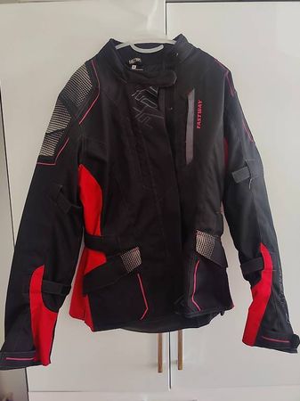 Motorrad Jacke Grösse 46