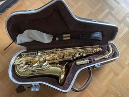 Tenorsaxophon inkl. Koffer mit Zubehör