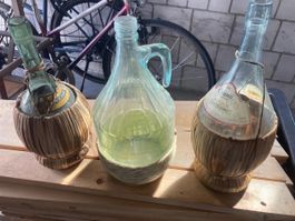 Chiantiflaschen leer 