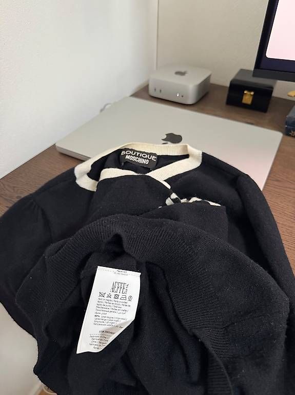 Moschino Pulls & Sweat-shirts: Moschino Boutique Cest Chic Sweater Pullover - Size S – D'occasion à Schübelbach par Rahnmont 2