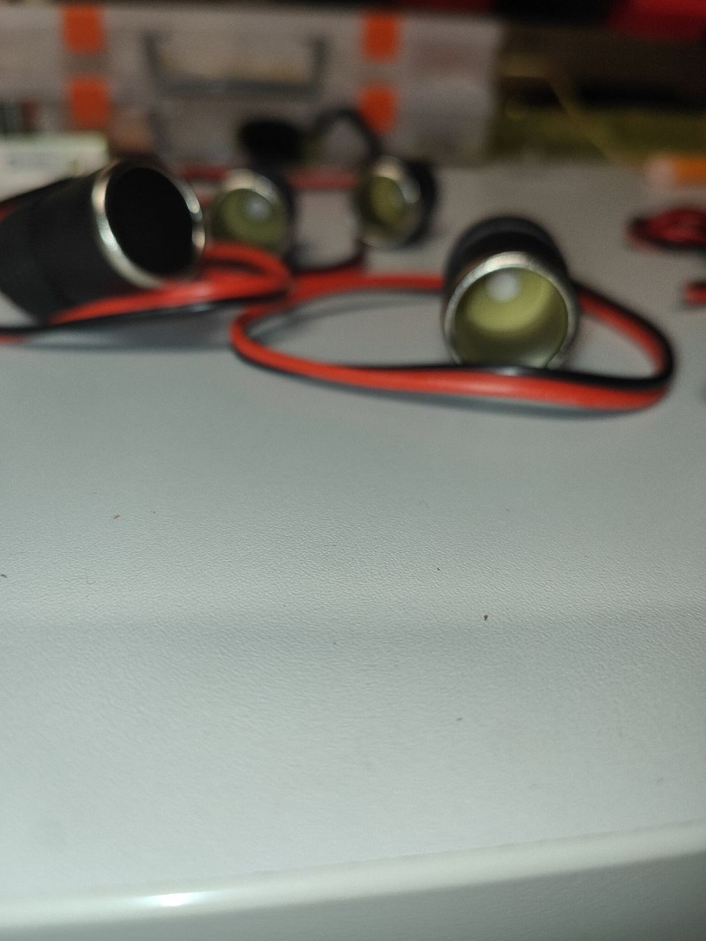 Tutti pezzi di ricambio auto: auto zigaretten zünder  – Usato da Schöftland venduto da magicX01 3