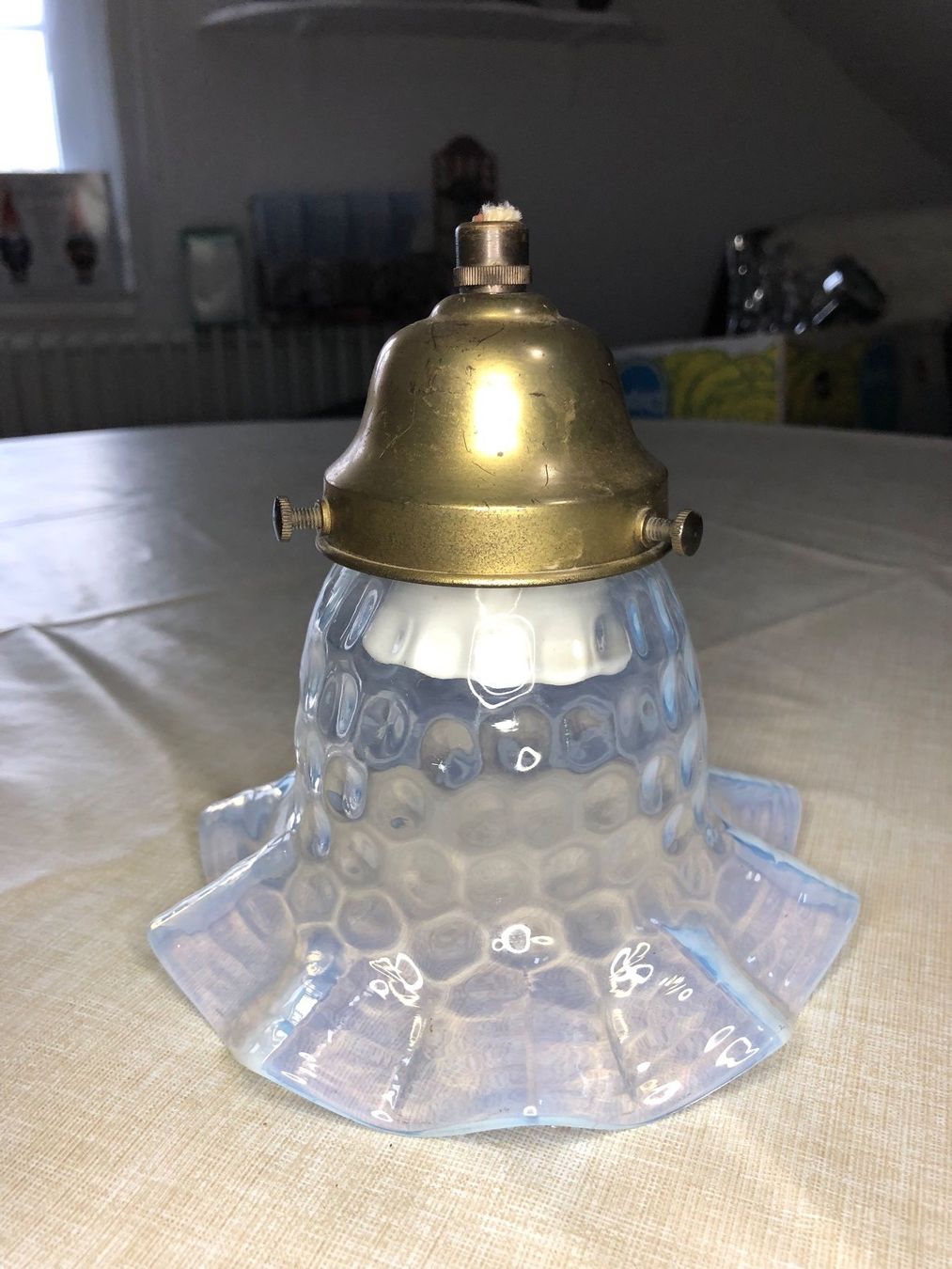 Lampen: Lampe im Jugendstil, Opalinglas, antik – Gebraucht aus Niederurnen von Guste 1