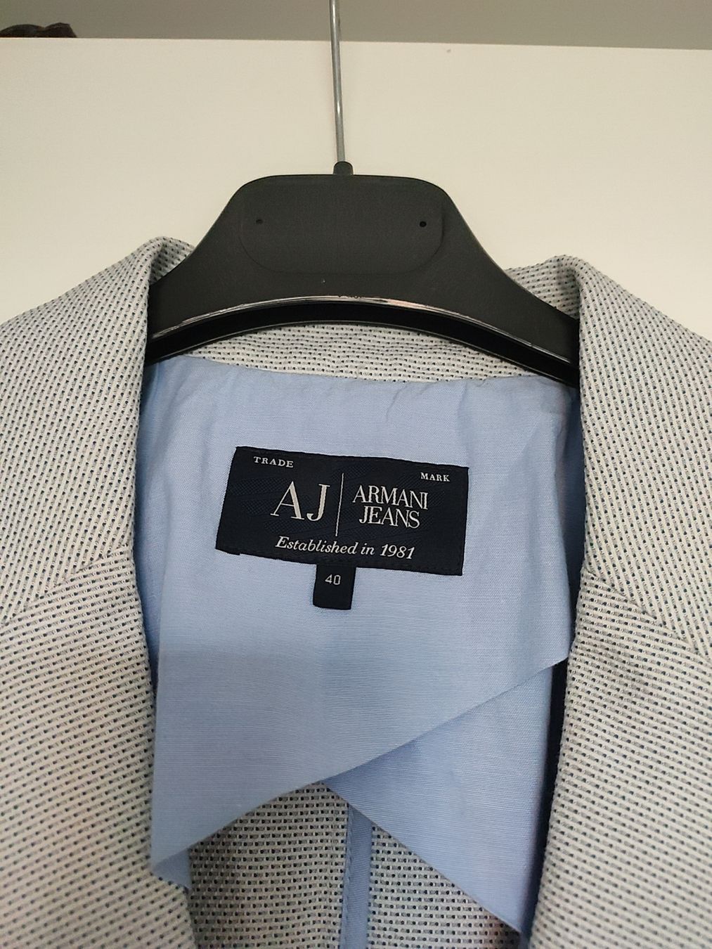 Armani Vestes: Armani Jeans Blaser – Neuf (Voir description) à Hochdorf par Berry005 1
