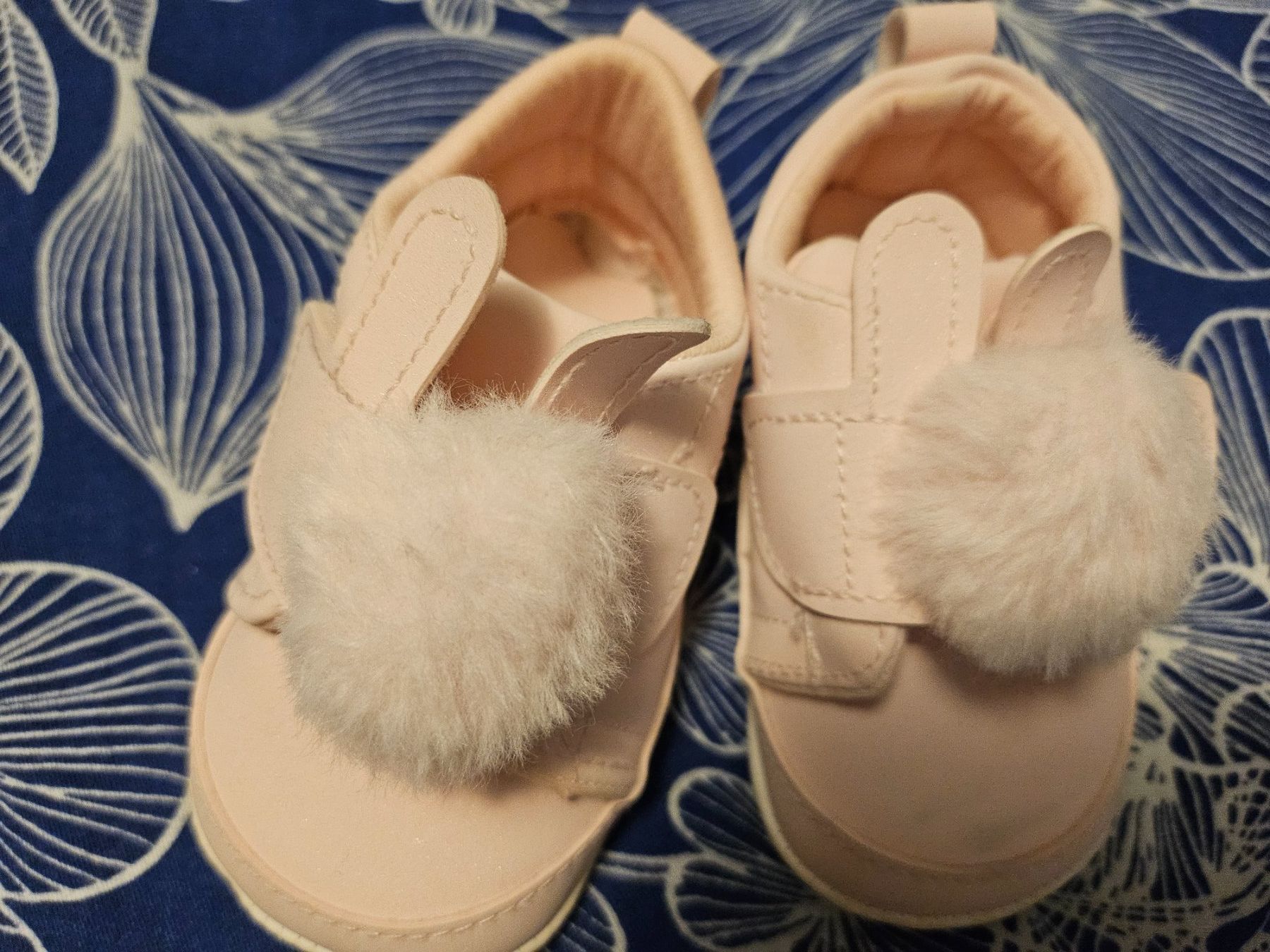 Scarpe per ragazzi: Baby Schuhe gr 19 – Usato da Dietikon venduto da Eleda 1