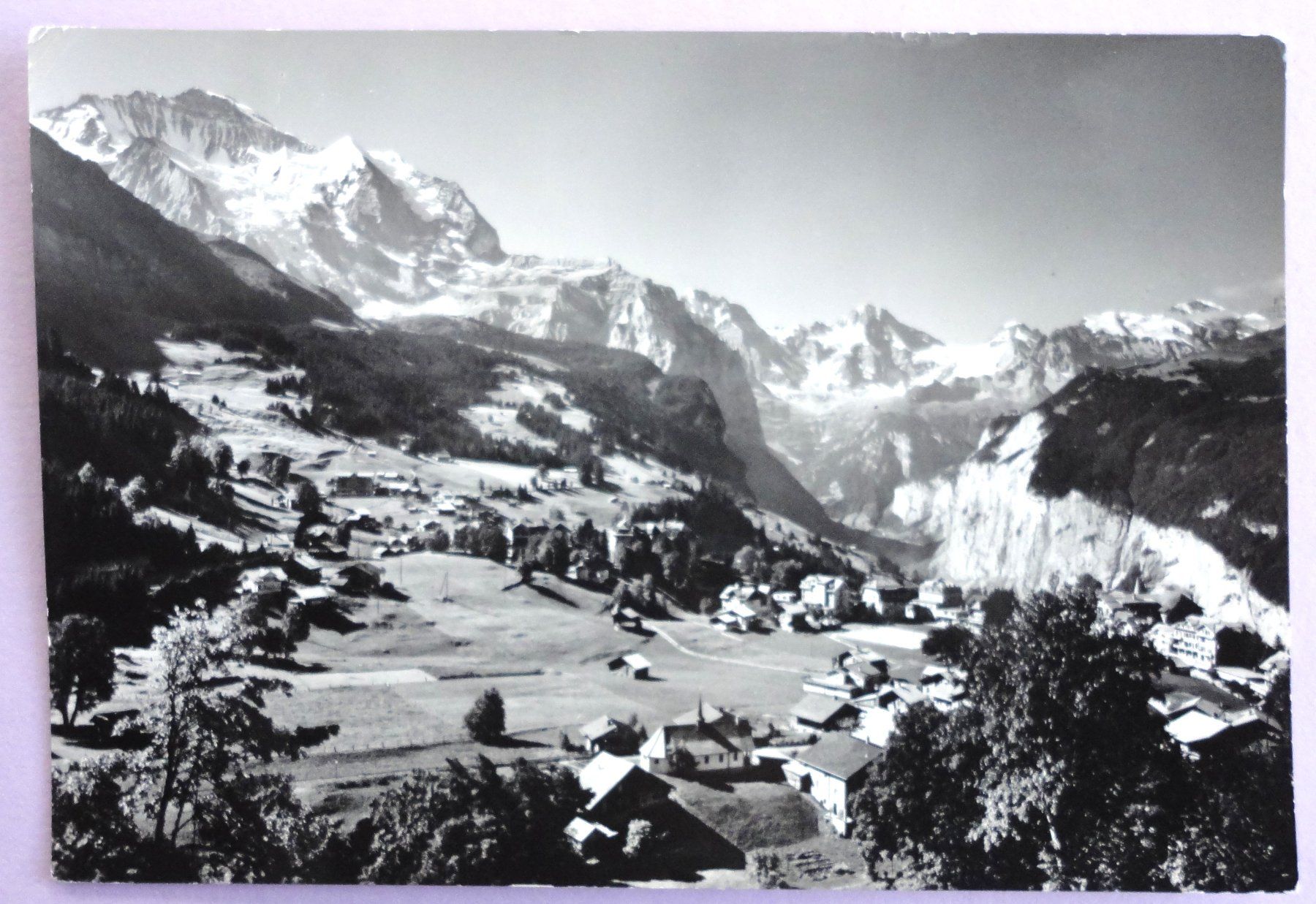 Cartoline postali: Wengen, Jungfrau und Breithorn – Usato da Fétigny venduto da Billy2miny