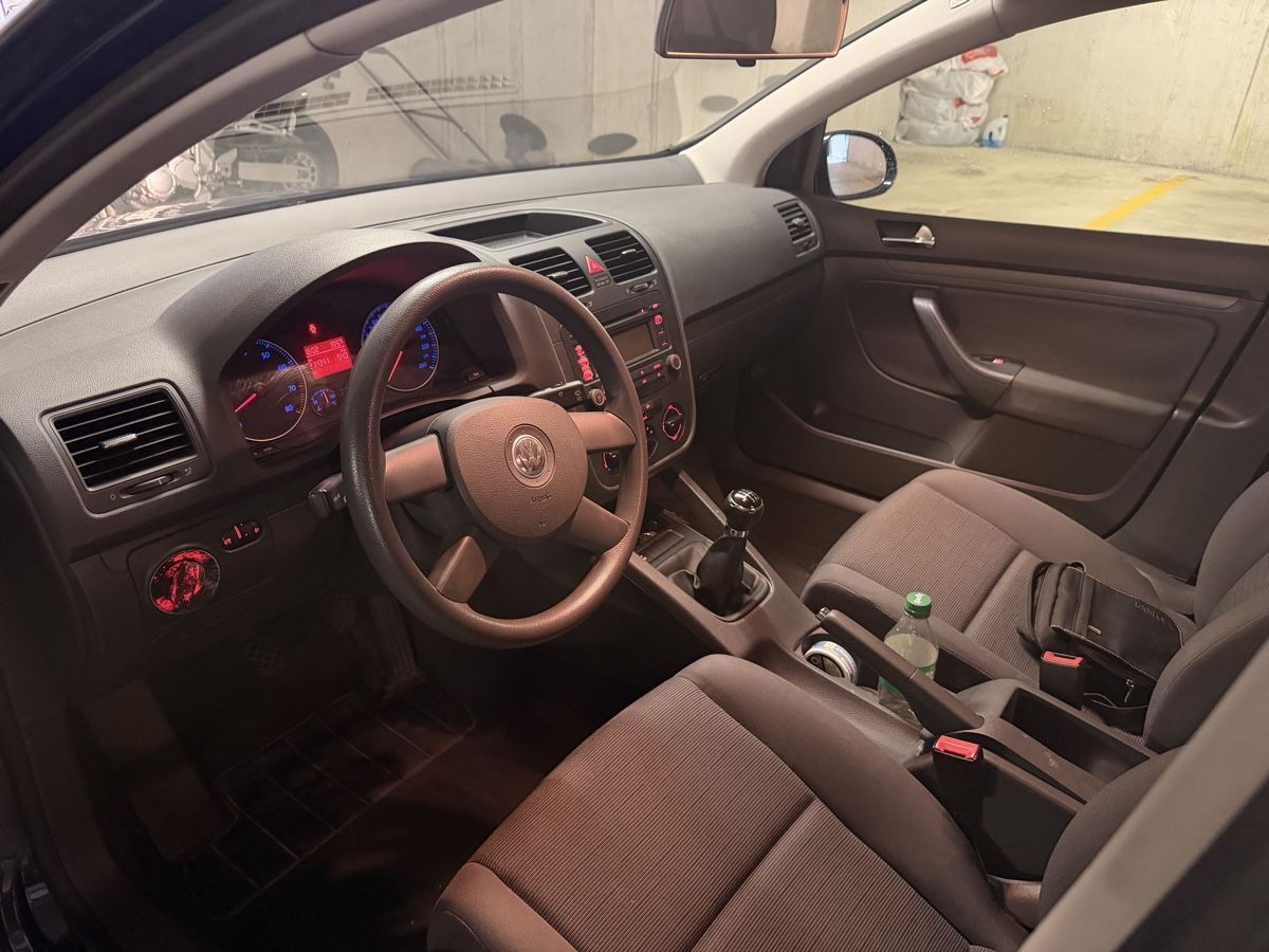 VW Autos: VW Golf 1.6 – D'occasion à Oberuzwil par ArtanG 2
