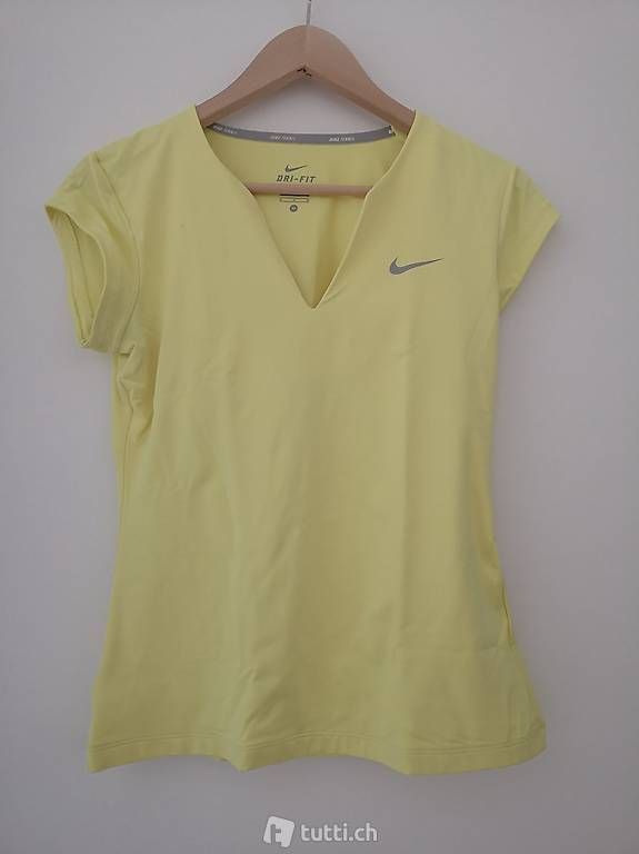 Nike T-shirt: Nike T-Shirt Gr. M, gelb – Usato da Roggwil BE venduto da mirjamsel