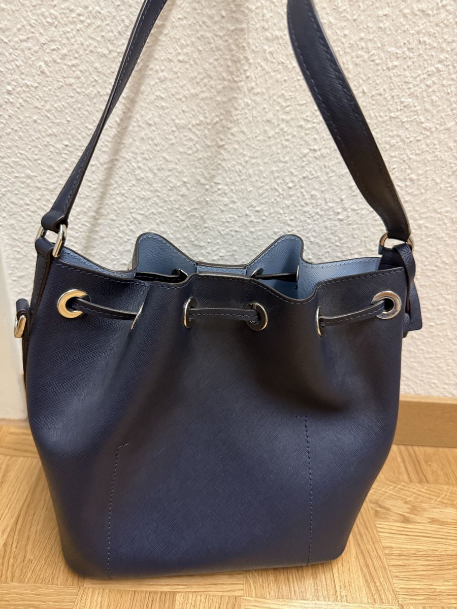 Michael Kors Sacs femmes: Michael Kors dunkelblau Beuteltasche Neu – Neuf (Voir description) à Watt par Steffi84 2