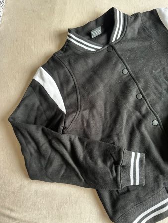 Schwarze College Jacke von Urban Classics, Grösse M