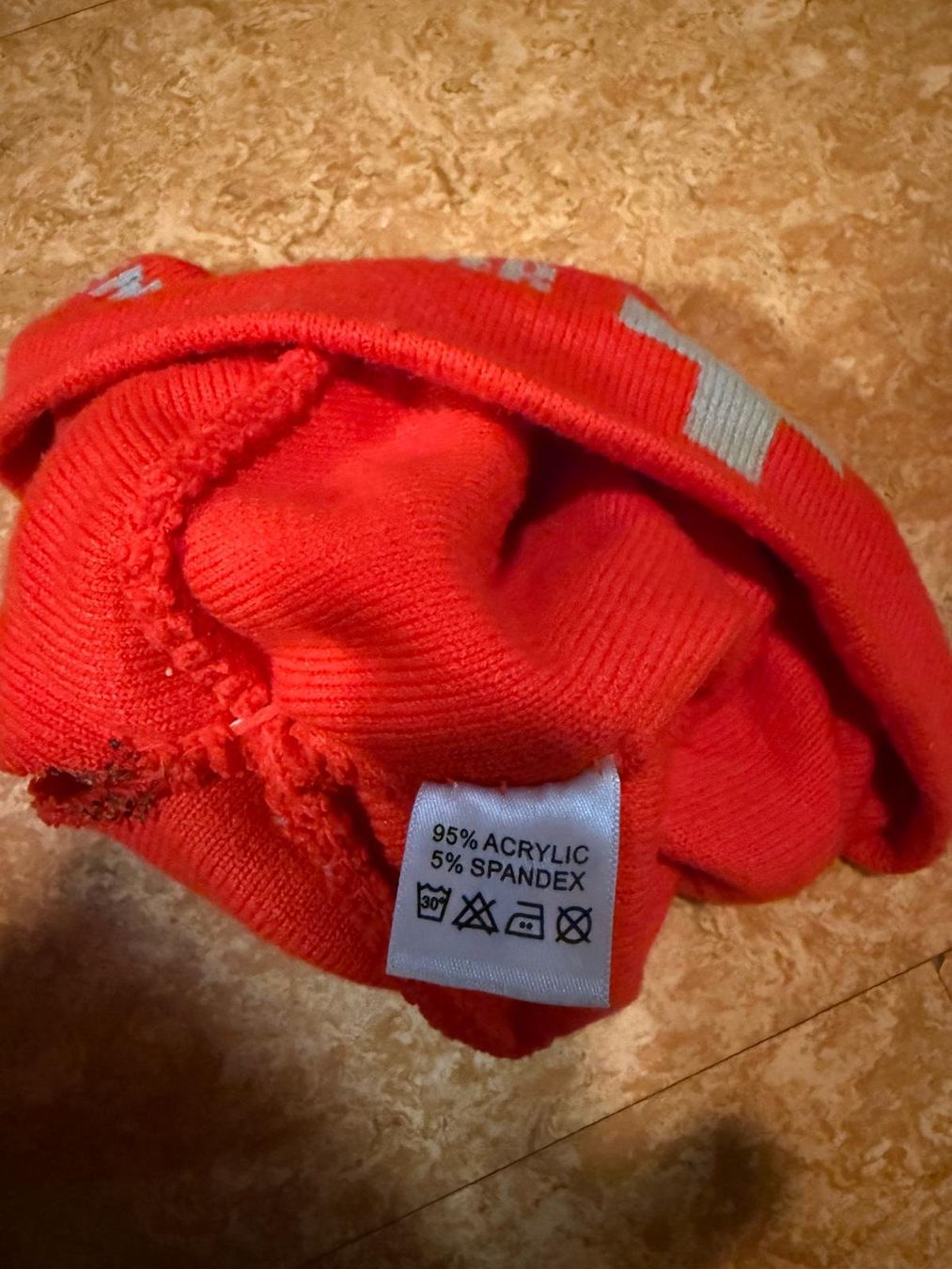Hüte, Mützen & Caps: Mütze – Gebraucht aus Flawil von Stella_3 2