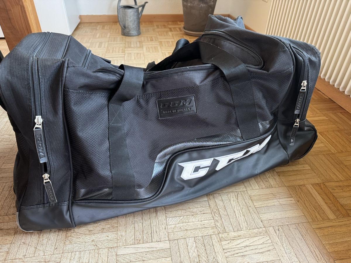 Ccm Borse: Hockeytasche ccm – Usato da Winterthur venduto da epa17