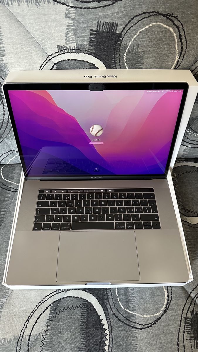 Apple Notebook: MacBook Pro 15-inch (Touchbar) – Usato da Biel/Bienne venduto da Retail_Ricardo 2