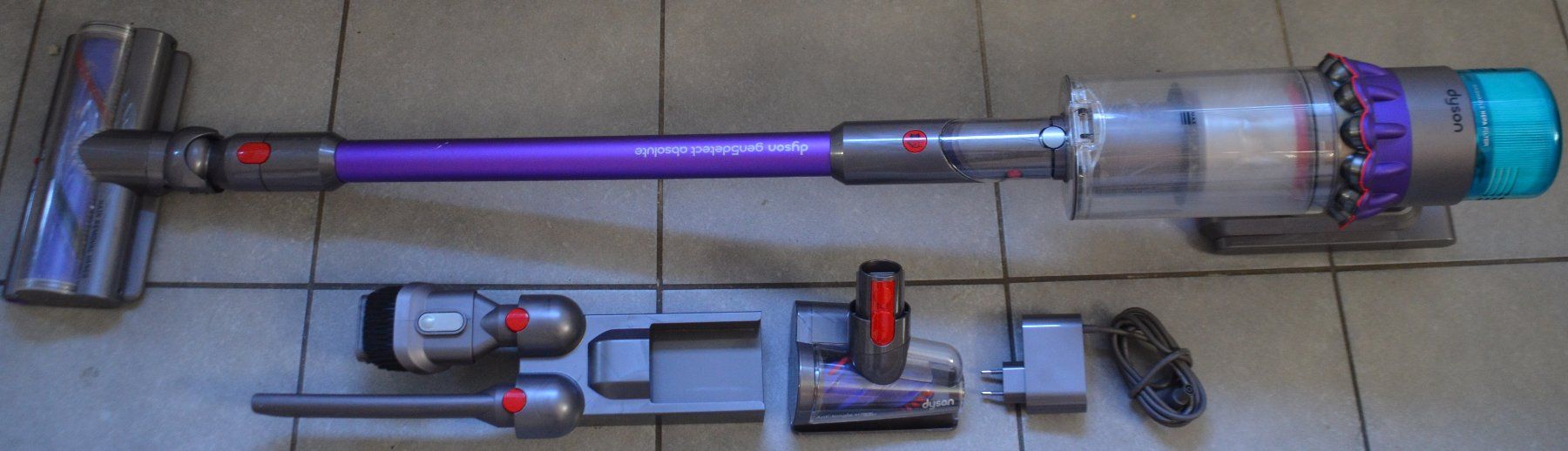 Dyson Staubsauger & Zubehör: Dyson Gen5detect absolute Staubsauger / aspirateur – Gebraucht aus Collonges von arashee