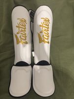 Schienbeinschutz Fairtex gebraucht Weiss Gold Grösse XL