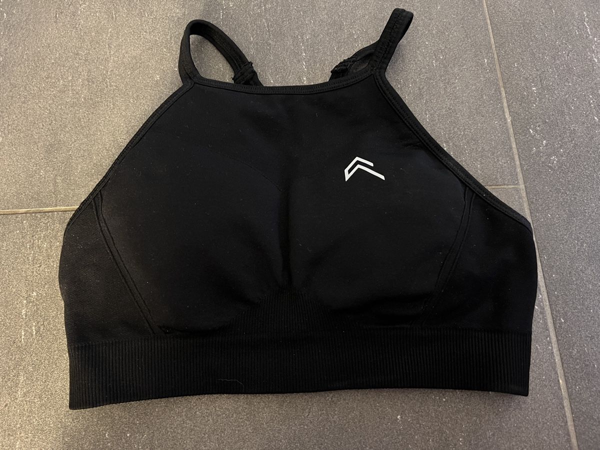 Gymshark Top: Oner active Gymshark Bra/ Top Gr. S – Nuovo (secondo la descrizione) da Sirnach venduto da Mouse1973