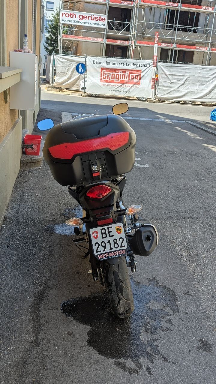 Honda Strada: Honda CBR 250 RA ABS kaum gebraucht – Usato da Biel/Bienne venduto da Rschillin0 4