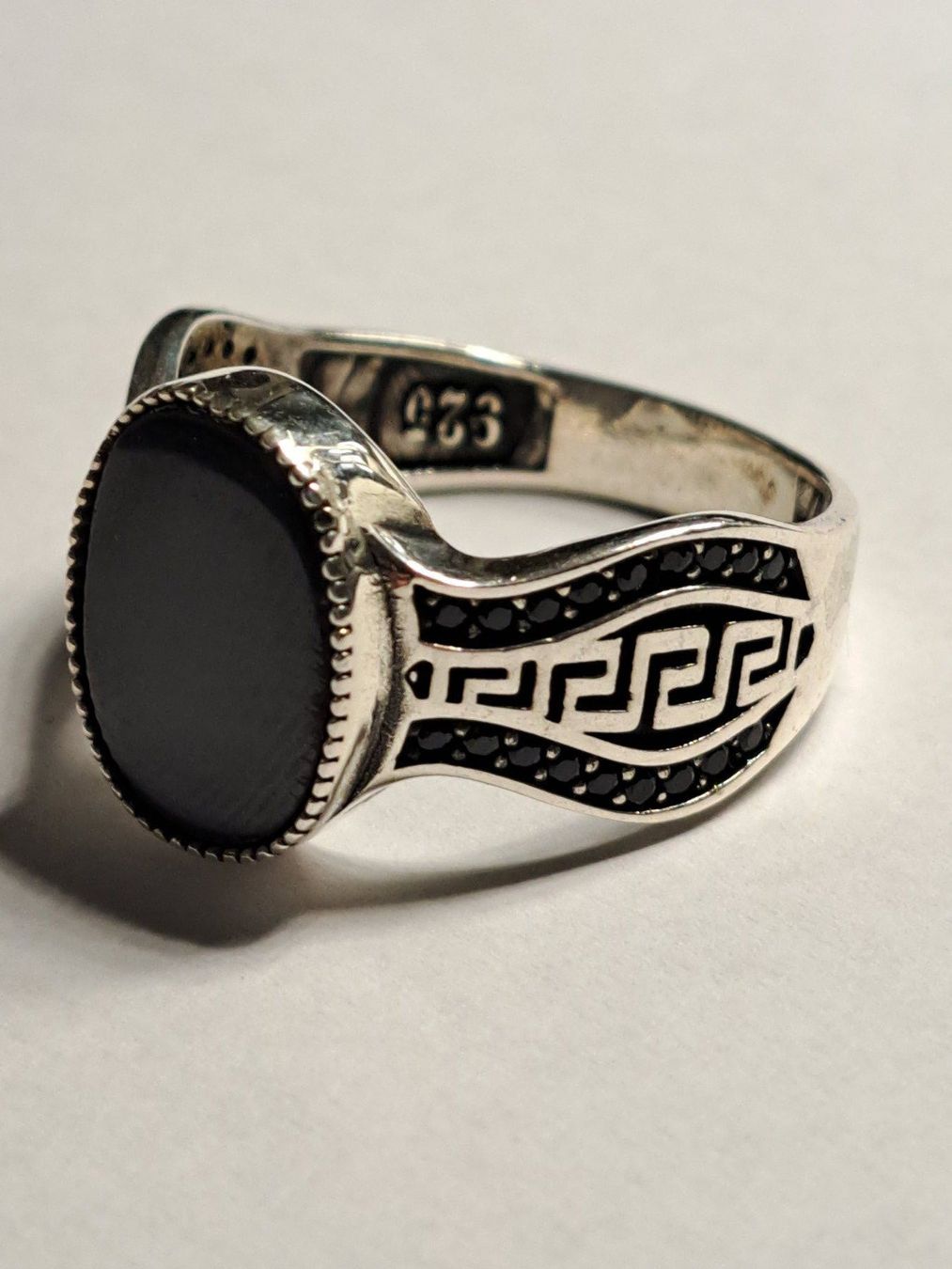 Ringe: 0047 - Bague en argent, Onyx, taille 66 – Neu und originalverpackt aus Neuchâtel von NIDAVELIR 1